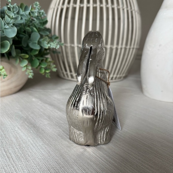 Decorative Rabbit Figurine - Picture 3 of 4